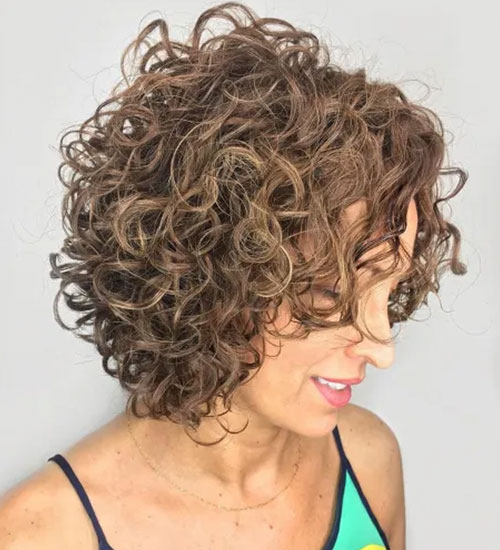 Trend Natural Curly Hairstyles 2022 – Easy to Make Perfect to Use